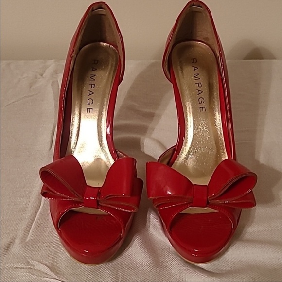 Rampage size 8 1/2 Red Paten Leather Peeptoe Pumps - Picture 2 of 4